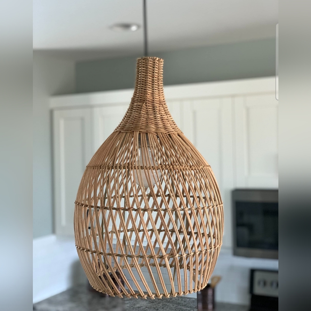 Woven Rattan Pendant Lantern in Natural Brown